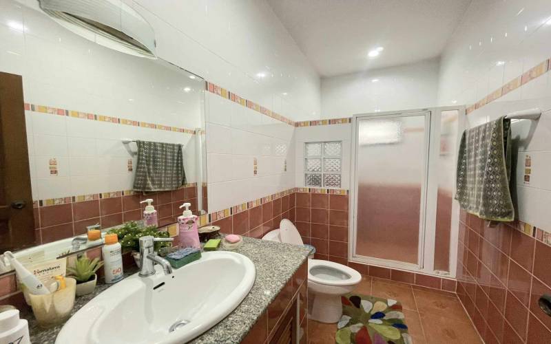 Pattaya, 3 Bedrooms Bedrooms, ,2 BathroomsBathrooms,House,For Sale,2132