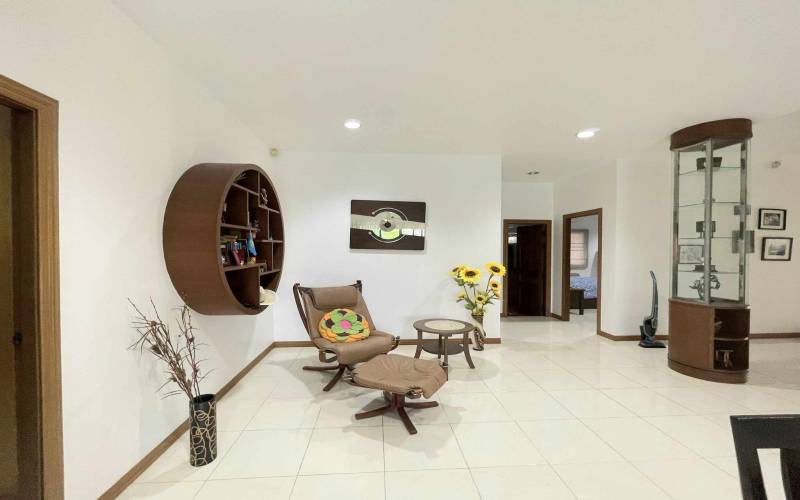 Pattaya, 3 Bedrooms Bedrooms, ,2 BathroomsBathrooms,House,For Sale,2132