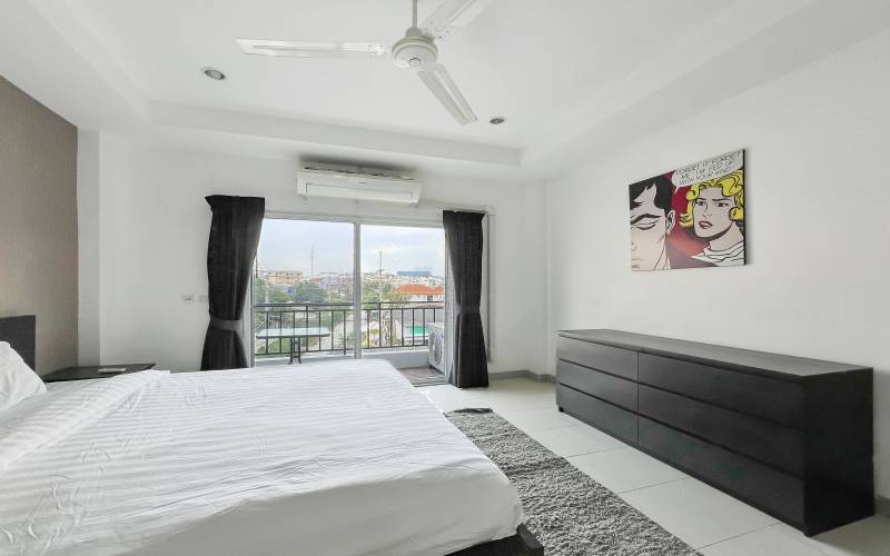 Pattaya, 4 Bedrooms Bedrooms, ,2 BathroomsBathrooms,House,For Rent,2168