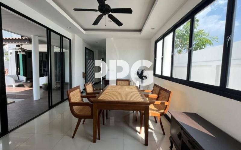 Phuket, 3 Bedrooms Bedrooms, ,3 BathroomsBathrooms,House,For Sale,2205