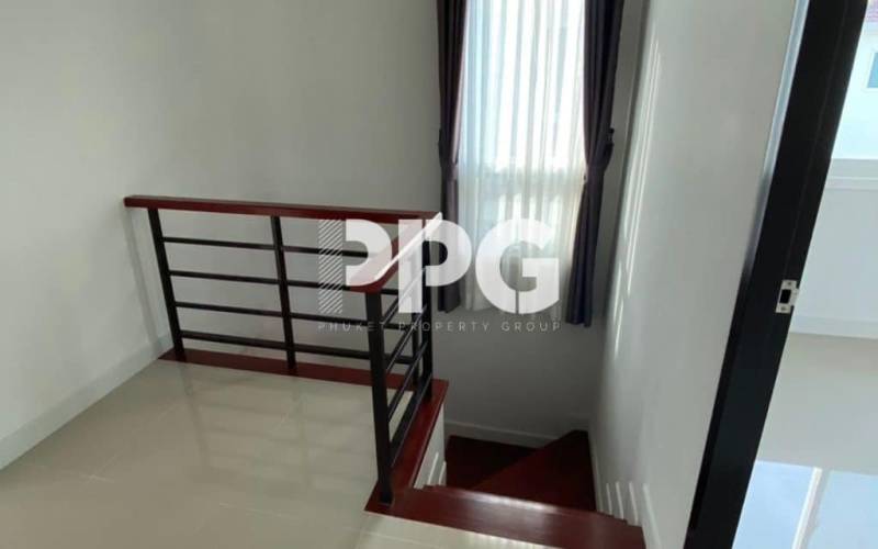 Phuket, 3 Bedrooms Bedrooms, ,2 BathroomsBathrooms,House,For Sale,2220