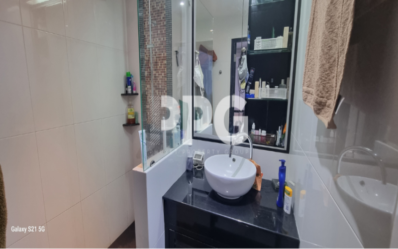 Phuket, 3 Bedrooms Bedrooms, ,35 BathroomsBathrooms,House,For Sale,2228