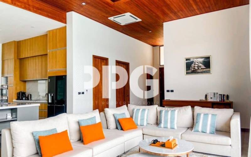 Phuket, 4 Bedrooms Bedrooms, ,42 BathroomsBathrooms,House,For Sale,2232