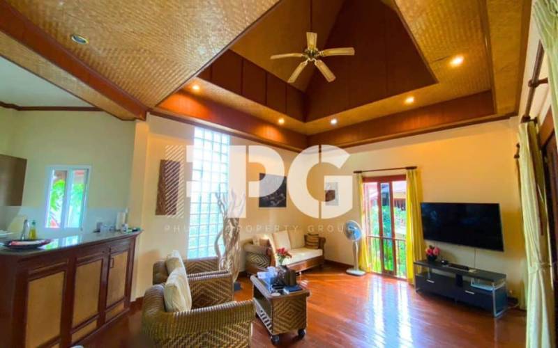 Phuket, 3 Bedrooms Bedrooms, ,3 BathroomsBathrooms,House,For Sale,2237