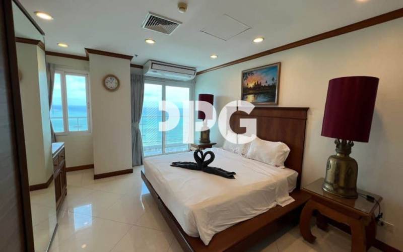 Phuket, 3 Bedrooms Bedrooms, ,3 BathroomsBathrooms,Condo,For Sale,2252