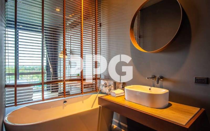 Phuket, 2 Bedrooms Bedrooms, ,2 BathroomsBathrooms,Condo,For Sale,2274