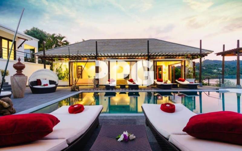 Phuket, 4 Bedrooms Bedrooms, ,5 BathroomsBathrooms,House,For Sale,2281