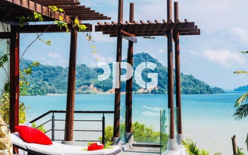 Phuket, 4 Bedrooms Bedrooms, ,5 BathroomsBathrooms,House,For Sale,2281