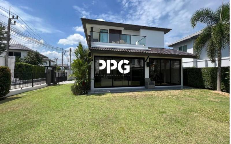 Phuket, 3 Bedrooms Bedrooms, ,3 BathroomsBathrooms,House,For Sale,2299