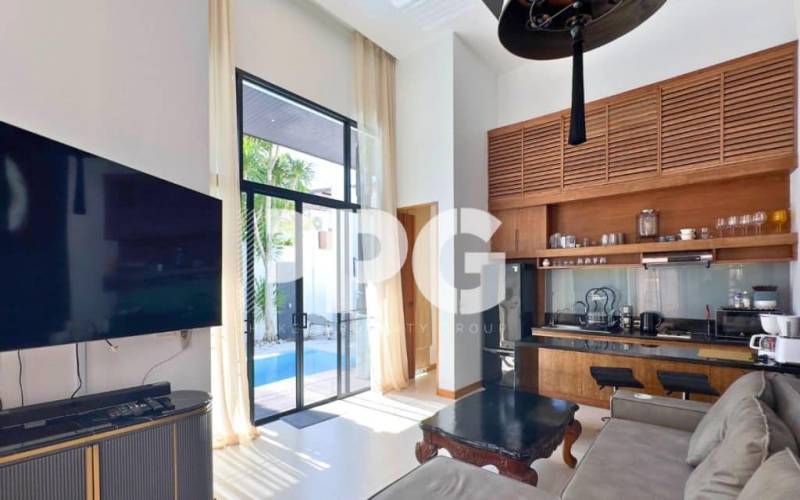 Phuket, 2 Bedrooms Bedrooms, ,2 BathroomsBathrooms,House,For Sale,2406