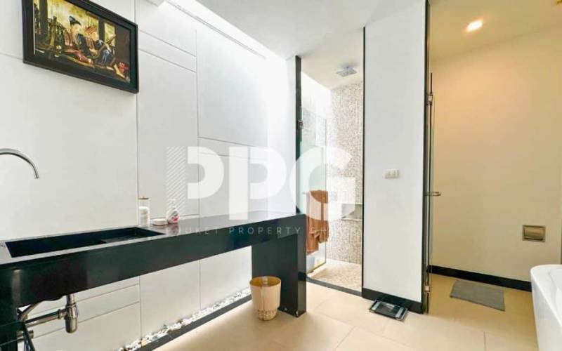 Phuket, 2 Bedrooms Bedrooms, ,2 BathroomsBathrooms,House,For Sale,2406