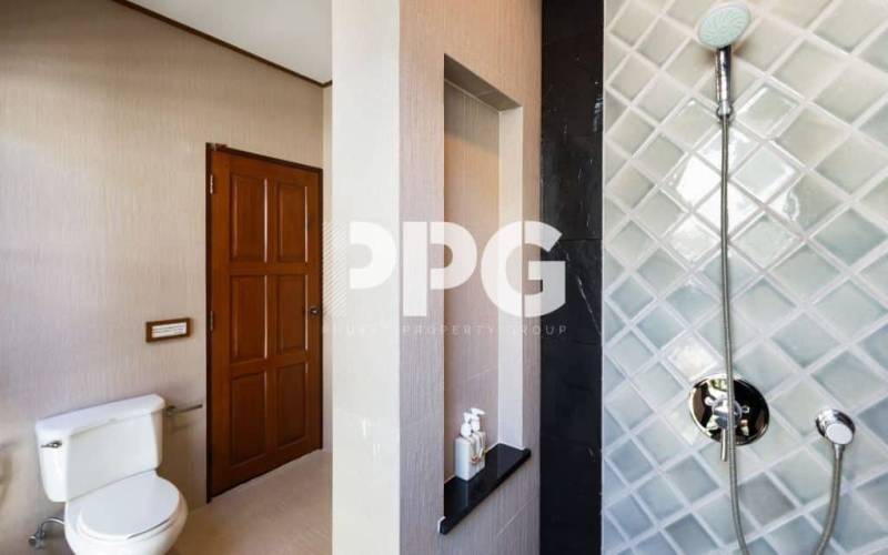 Phuket, 2 Bedrooms Bedrooms, ,2 BathroomsBathrooms,House,For Sale,2414