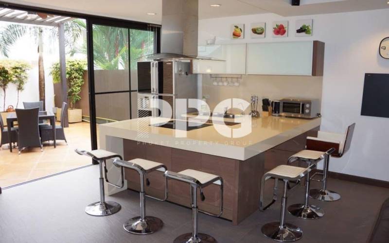 Phuket, 3 Bedrooms Bedrooms, ,4 BathroomsBathrooms,House,For Sale,2449