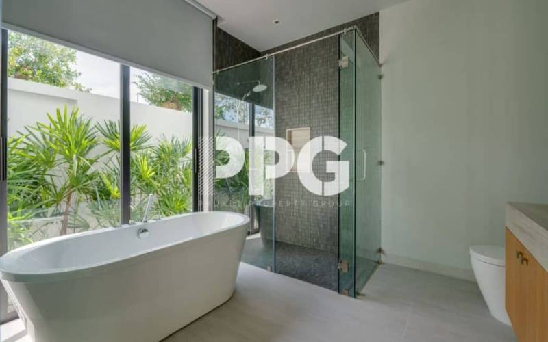 Phuket, 3 Bedrooms Bedrooms, ,3 BathroomsBathrooms,House,For Sale,2516