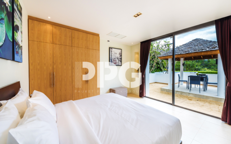 Phuket, 3 Bedrooms Bedrooms, ,3 BathroomsBathrooms,Condo,For Sale,2574