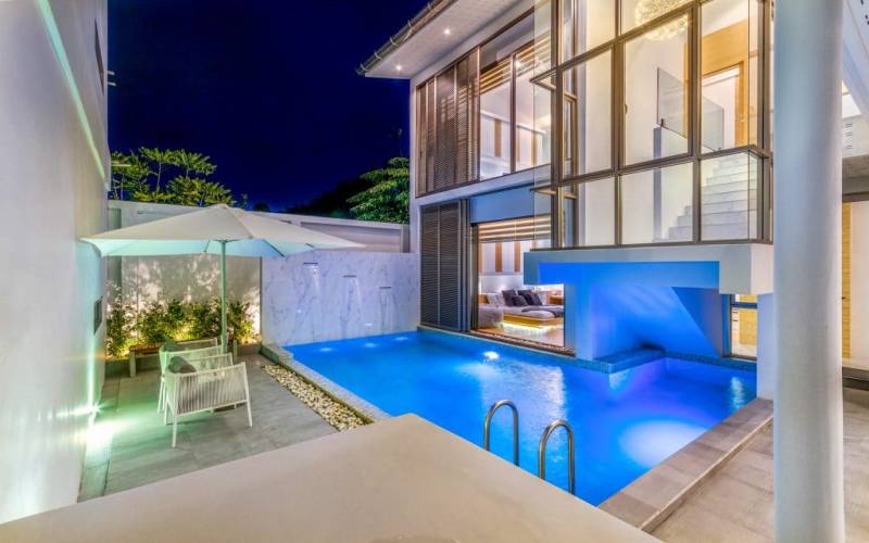 Phuket, 3 Bedrooms Bedrooms, ,4 BathroomsBathrooms,House,For Sale,2582