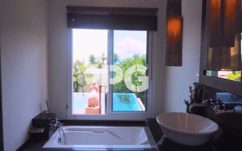 Phuket, 4 Bedrooms Bedrooms, ,4 BathroomsBathrooms,House,For Sale,2598