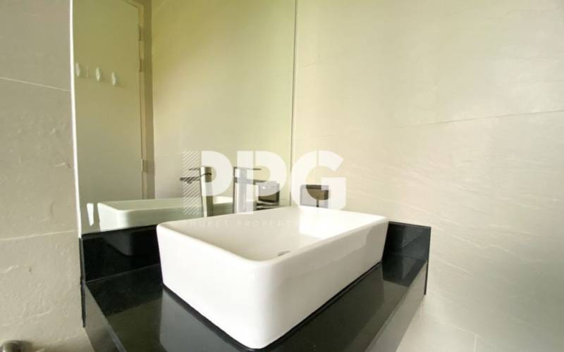 Phuket, 3 Bedrooms Bedrooms, ,3 BathroomsBathrooms,House,For Sale,2634