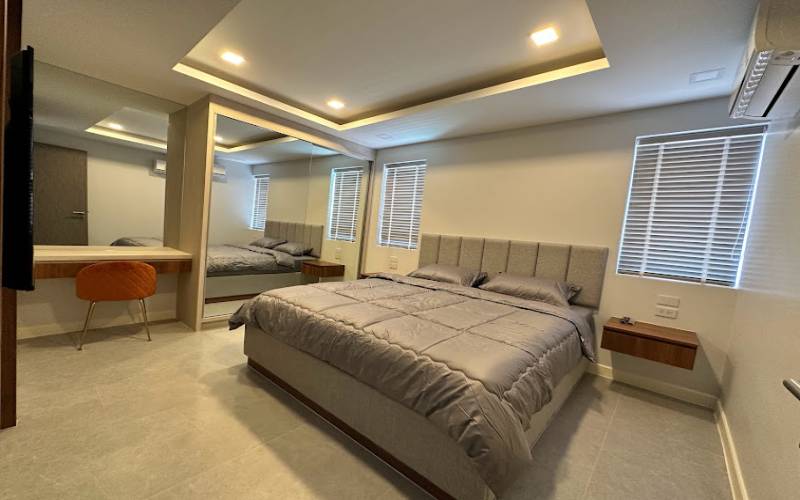 Pattaya, 5 Bedrooms Bedrooms, ,4 BathroomsBathrooms,House,For Sale,2661