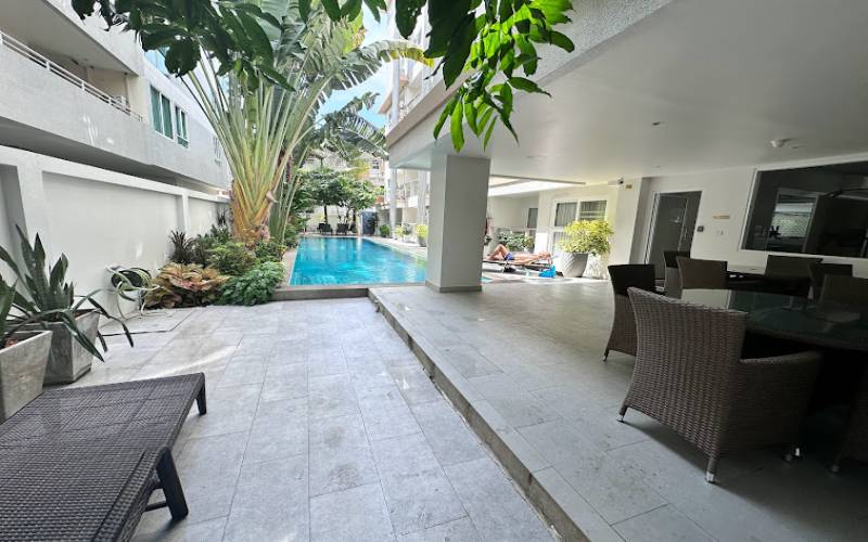 Pattaya, 2 Bedrooms Bedrooms, ,2 BathroomsBathrooms,Condo,For Sale,2668