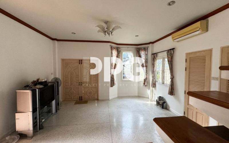 Phuket, 4 Bedrooms Bedrooms, ,4 BathroomsBathrooms,House,For Sale,2672