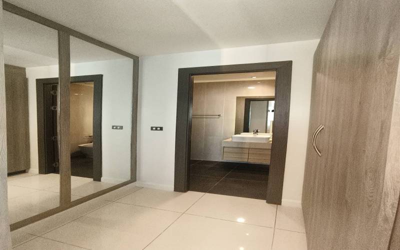 Pattaya, 2 Bedrooms Bedrooms, ,2 BathroomsBathrooms,Condo,For Sale,2679