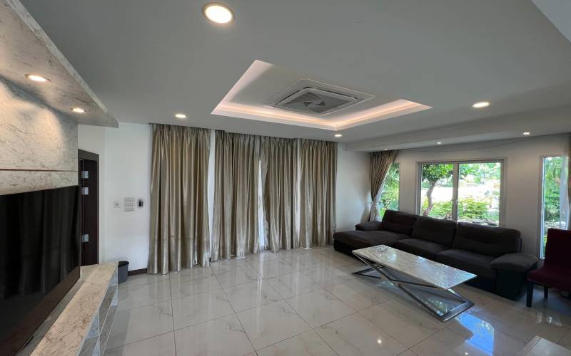 Pattaya, 4 Bedrooms Bedrooms, ,3 BathroomsBathrooms,House,SOLD,2722