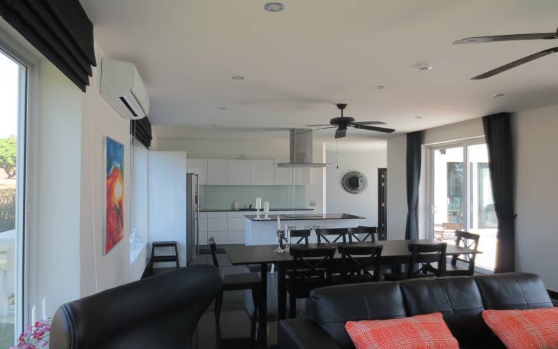 Pattaya, 9 Bedrooms Bedrooms, ,9 BathroomsBathrooms,House,For Sale,2728