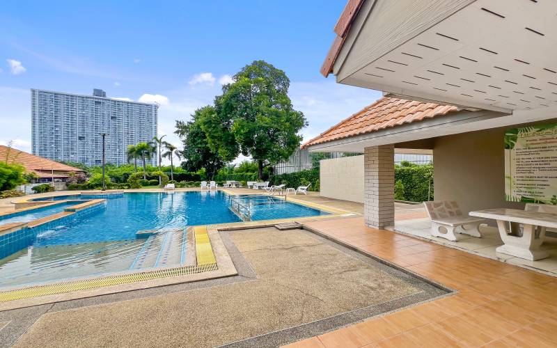 Pattaya, 3 Bedrooms Bedrooms, ,2 BathroomsBathrooms,House,For Rent,2736