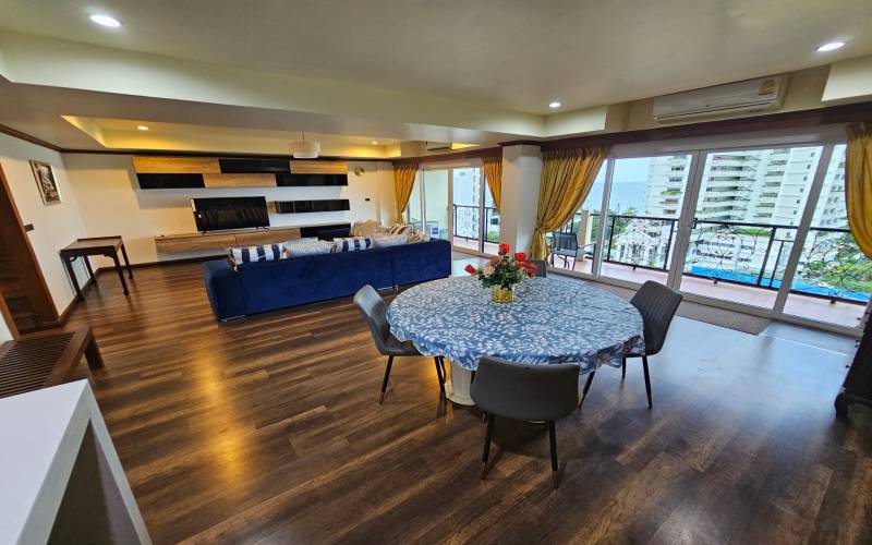 Pattaya, 3 Bedrooms Bedrooms, ,3 BathroomsBathrooms,Condo,For Sale,2740