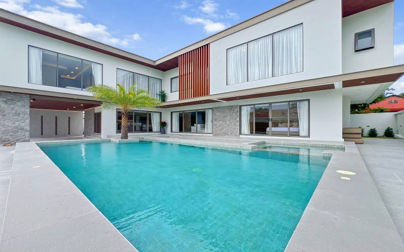 Pattaya, 7 Bedrooms Bedrooms, ,8 BathroomsBathrooms,House,For Sale,2746