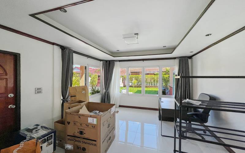 Pattaya, 4 Bedrooms Bedrooms, ,2 BathroomsBathrooms,House,For Rent,2757