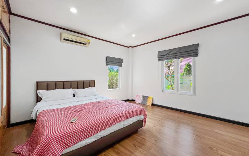 Pattaya, 4 Bedrooms Bedrooms, ,2 BathroomsBathrooms,House,For Rent,2757