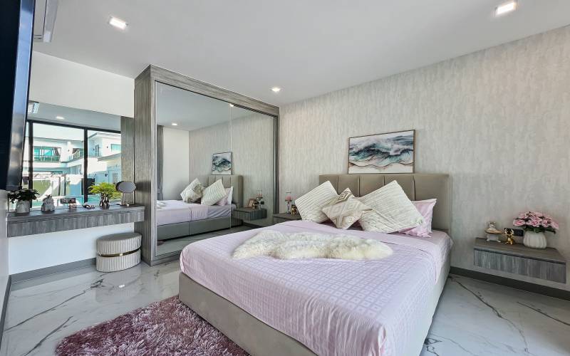 Pattaya, 4 Bedrooms Bedrooms, ,3 BathroomsBathrooms,House,For Sale,2766