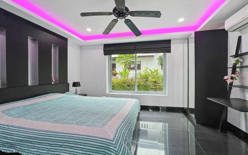 Pattaya, 5 Bedrooms Bedrooms, ,4 BathroomsBathrooms,House,For Sale,2770