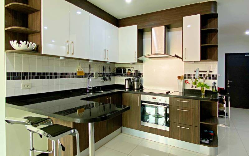 Large, 2 bedroom, condo, Siam Ocean View, Pratumnak, Pattaya