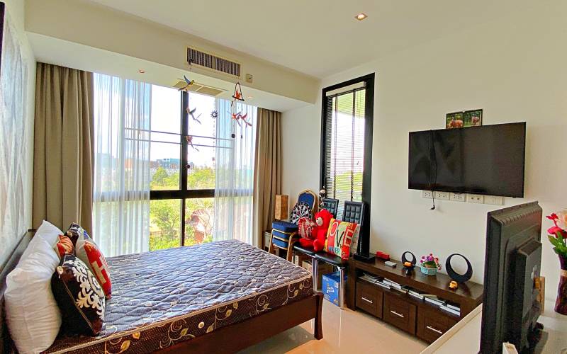 Large, 2 bedroom, condo, for sale, Jomtien, The Park