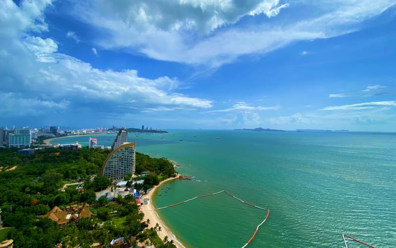 Large, 2-bedroom, condo for rent, high floor, Saranchol, Wongamat, Pattaya