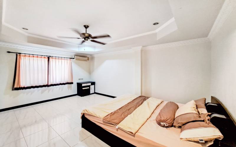 House for sale in Wat Nongkaet, Pattaya house for sale, Pattaya pool villa for sale, North Pattaya house, Pattaya real estate, Pattaya properties for sale