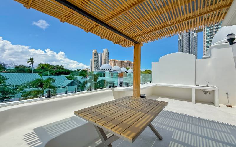 Pattaya, 3 Bedrooms Bedrooms, ,4 BathroomsBathrooms,House,For Sale,2805