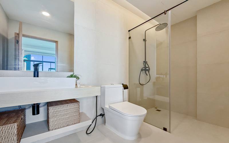 Pattaya, 3 Bedrooms Bedrooms, ,4 BathroomsBathrooms,House,For Sale,2806