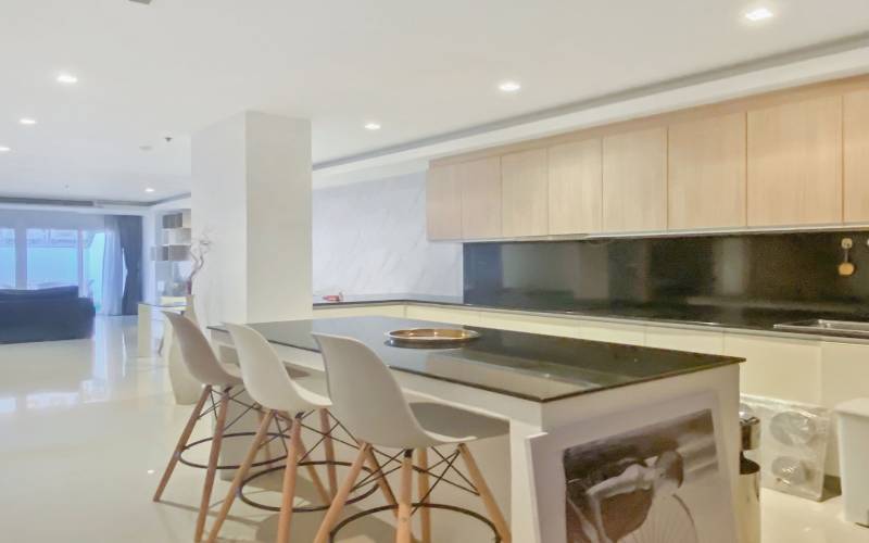 Pattaya, 2 Bedrooms Bedrooms, ,2 BathroomsBathrooms,Condo,For Sale,2818