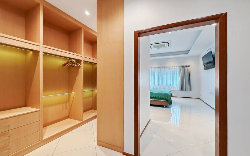 Pattaya, 3 Bedrooms Bedrooms, 0 ,3 BathroomsBathrooms,House,For Rent,0,2842