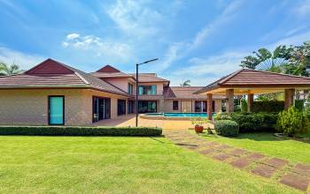 Pattaya, 3 Bedrooms Bedrooms, 0 ,4 BathroomsBathrooms,House,For Sale,0,2848